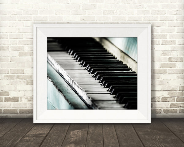Piano Photograph